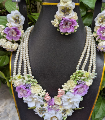 Purple and White Floral Jewellery