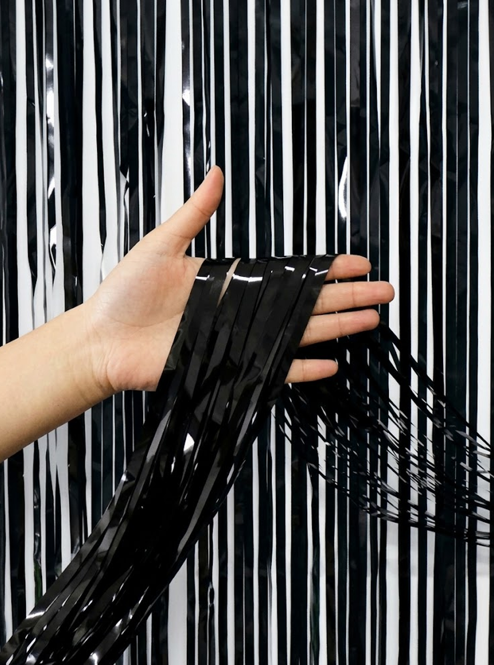 Metallic Foil Tinsel Fringe Curtain Metallic Foil Tinsel Fringe Curtain